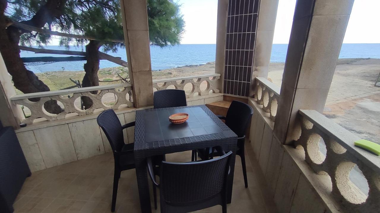 Casa Fronte Mare Villa Marina di Mancaversa Luaran gambar
